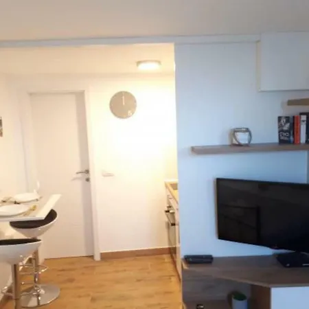 דירה Holiday House Vilson